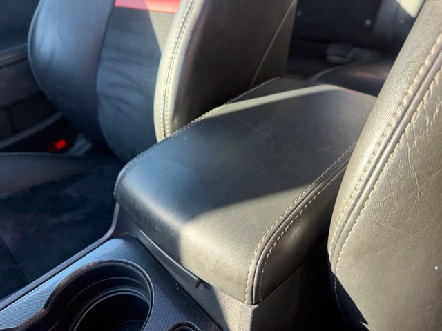 Used 2009 Dodge Challenger SRT8 w/ SRT Option Group II RWD image 26