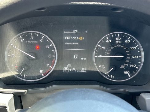 Used 2024 Subaru Crosstrek 2.0i Premium image 22