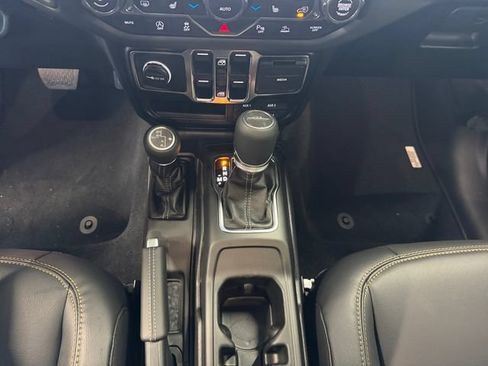 New 2026 Jeep Gladiator Mojave AWD/4WD image 17