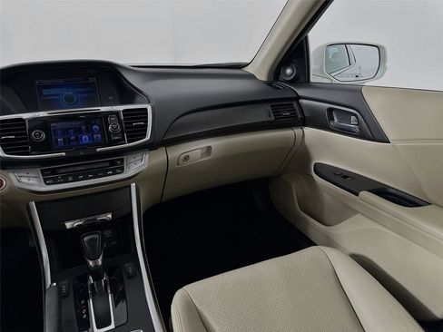 Used 2014 Honda Accord EX-L image 24