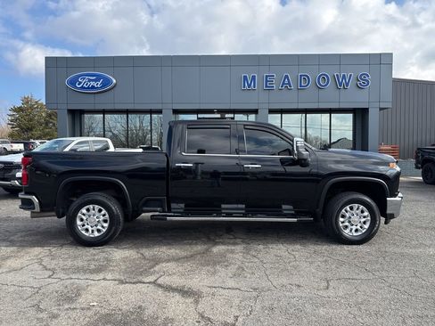 Used 2022 Chevrolet Silverado 2500 LTZ w/ LTZ Plus Package image 7