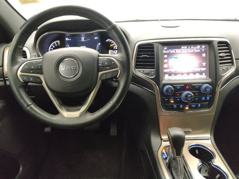 Used 2017 Jeep Grand Cherokee Limited image 22