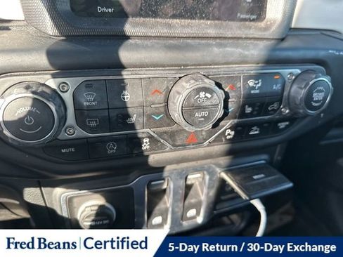 Used 2021 Jeep Wrangler Sport image 18