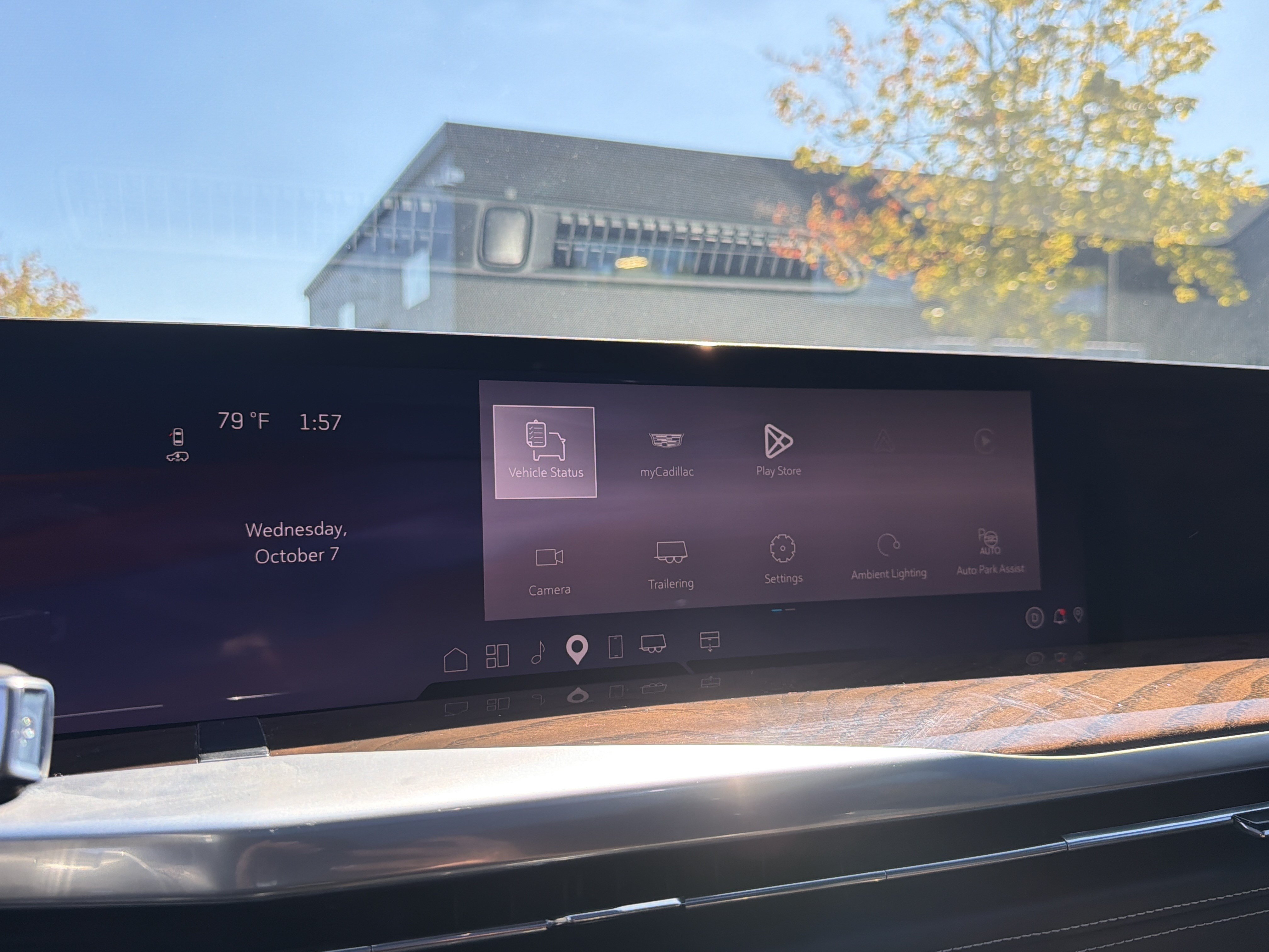 Used 2026 Cadillac Escalade Platinum Sport AWD/4WD image 35