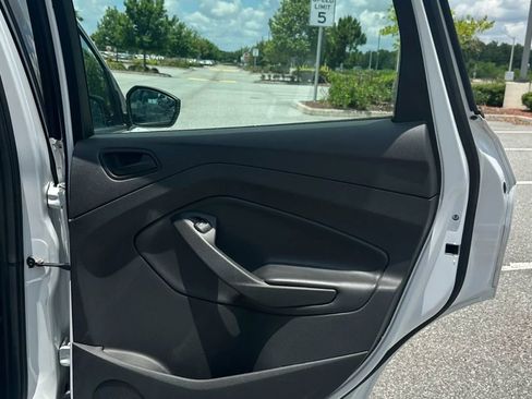 Used 2017 Ford Escape S FWD image 12