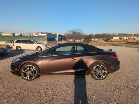 Used 2016 Buick Cascada Premium image 9
