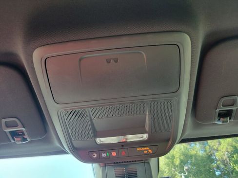 New 2026 GMC Terrain AT4 w/ Convenience Package III image 17