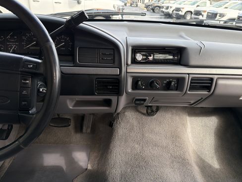 Used 1995 Ford F150 4x4 Regular Cab image 28