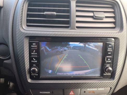 Used 2024 Mitsubishi Outlander Sport ES AWD/4WD image 28