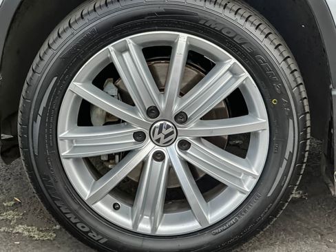 Used 2015 Volkswagen Tiguan SE AWD/4WD image 25