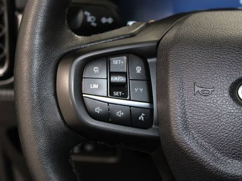 Used 2024 Ford Ranger Lariat w/ FX4 Off-Road Package image 38