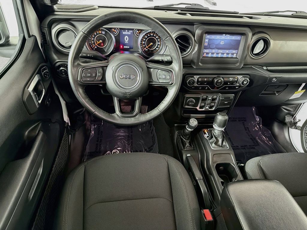 Used 2022 Jeep Gladiator Sport AWD/4WD image 21