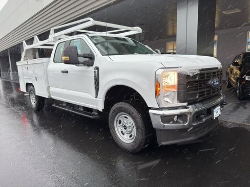 New 2026 Ford F250 XL w/ XL Chrome Package image 1