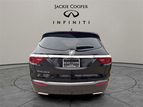Used 2023 Buick Enclave Essence image 6
