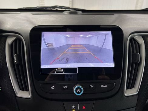 Used 2024 Chevrolet Malibu LT image 14