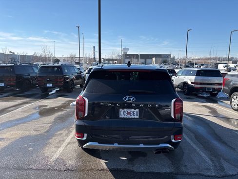 Used 2021 Hyundai Palisade Calligraphy image 4