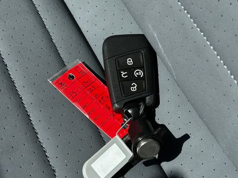 New 2025 Volkswagen Jetta SE image 48