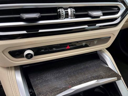 Certified 2022 BMW i4 eDrive40 w/ M Sport Package image 23