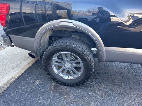 Used 2017 Nissan Titan Platinum Reserve image 13