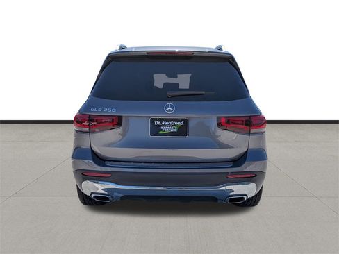 Used 2020 Mercedes-Benz GLB 250 image 7