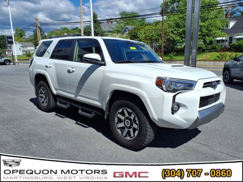 Used 2024 Toyota 4Runner TRD Off-Road Premium image 1
