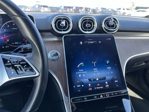 Used 2022 Mercedes-Benz C 300 Sedan image 18