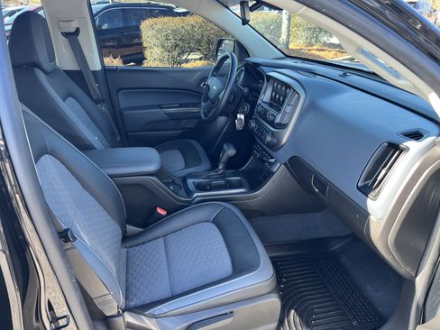 Used 2021 Chevrolet Colorado Z71 image 17