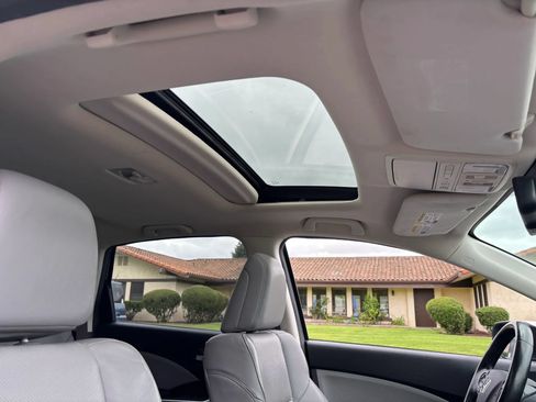 Used 2015 Honda CR-V Touring image 13