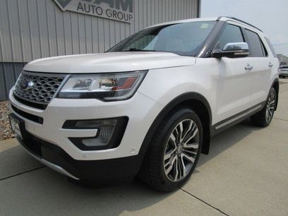 Used 2017 Ford Explorer Platinum