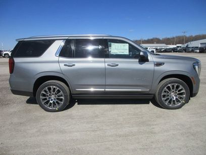 New 2026 GMC Yukon Denali w/ Sun & Power Step Package