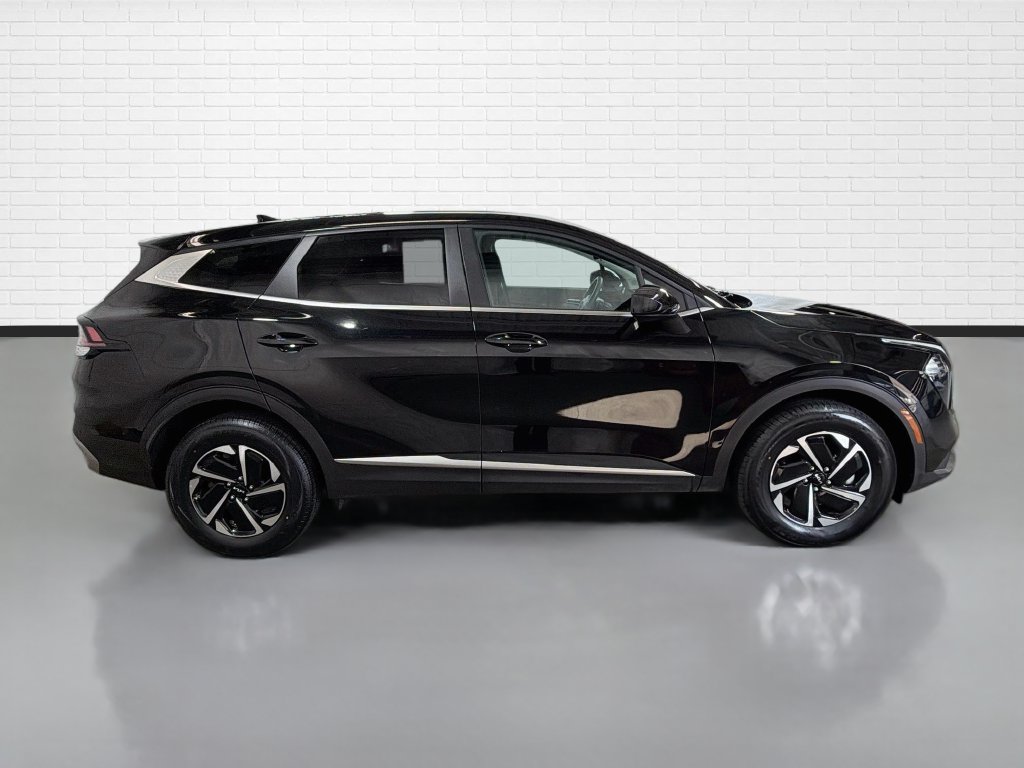 Used 2023 Kia Sportage LX AWD/4WD image 10