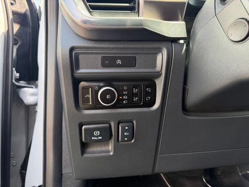 Used 2025 Ford F150 Platinum w/ FX4 Off-Road Package AWD/4WD image 28