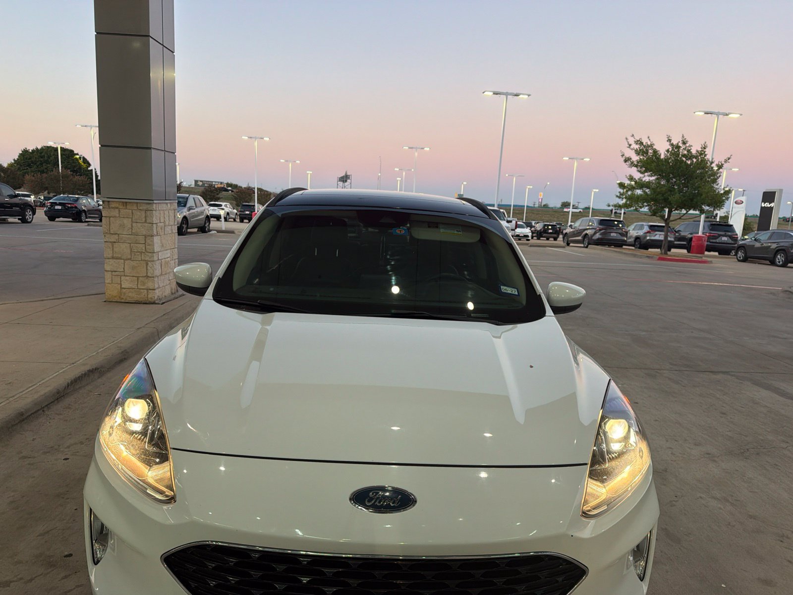 Used 2020 Ford Escape SEL FWD image 31
