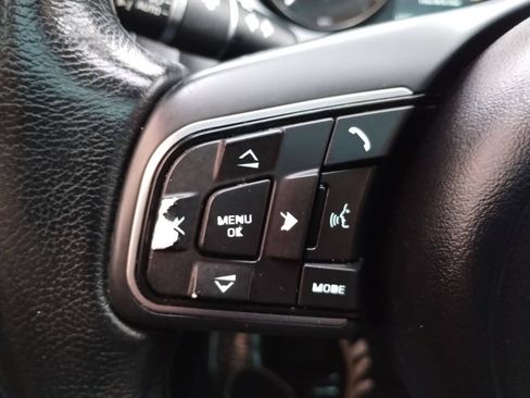 Used 2019 Jaguar E-PACE S AWD/4WD image 43