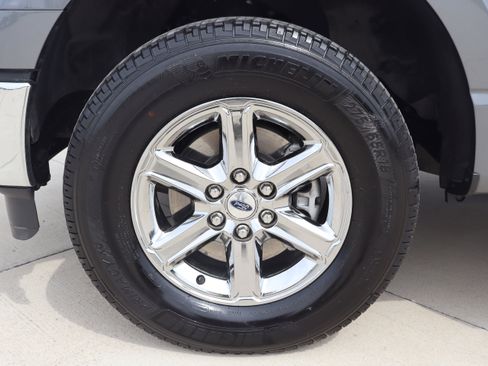 Used 2025 Ford F150 XLT w/ Equipment Group 302A MID AWD/4WD image 29