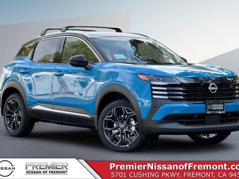 New 2026 Nissan Kicks SR image 1