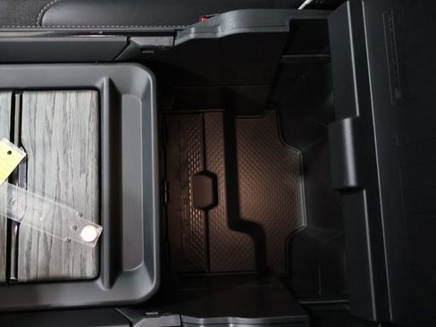 Certified 2025 RAM 1500 Limited image 35