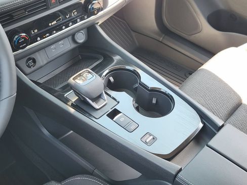 New 2026 Nissan Rogue SV FWD image 15