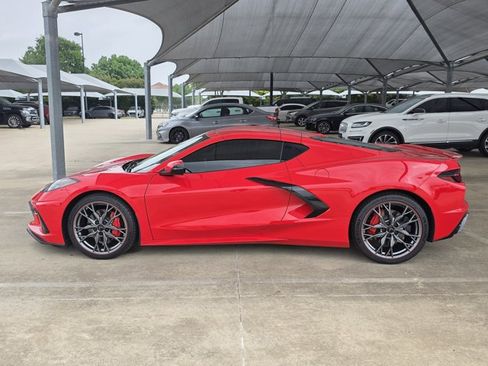 Used 2024 Chevrolet Corvette Stingray Preferred Cpe RWD image 6
