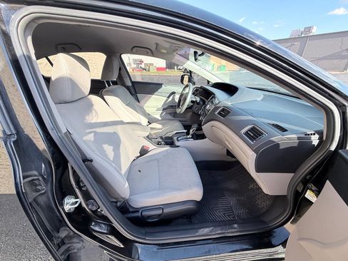 Used 2013 Honda Civic LX image 11