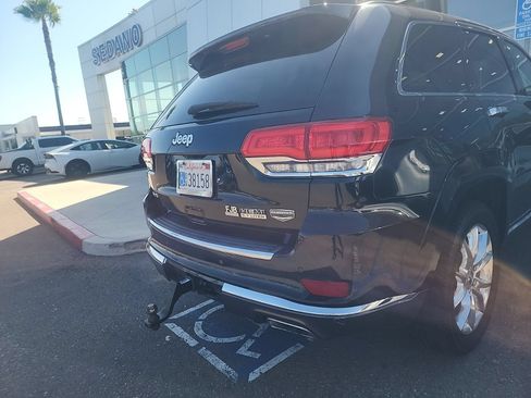 Used 2014 Jeep Grand Cherokee Summit AWD/4WD image 11