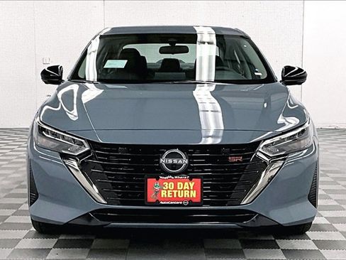 New 2025 Nissan Sentra SR w/ SR Premium Package image 15