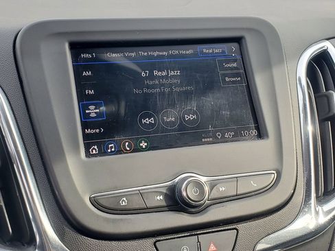 Used 2023 Chevrolet Equinox LT image 22