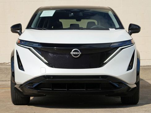 Used 2025 Nissan Ariya FWD image 6