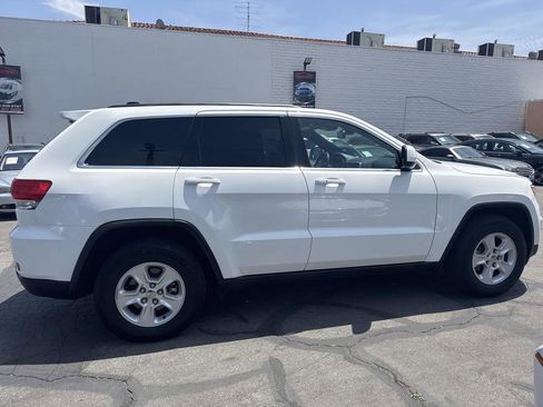 Used 2015 Jeep Grand Cherokee Laredo image 8