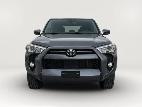 Used 2020 Toyota 4Runner SR5 w/ Wilderness Package AWD/4WD image 2