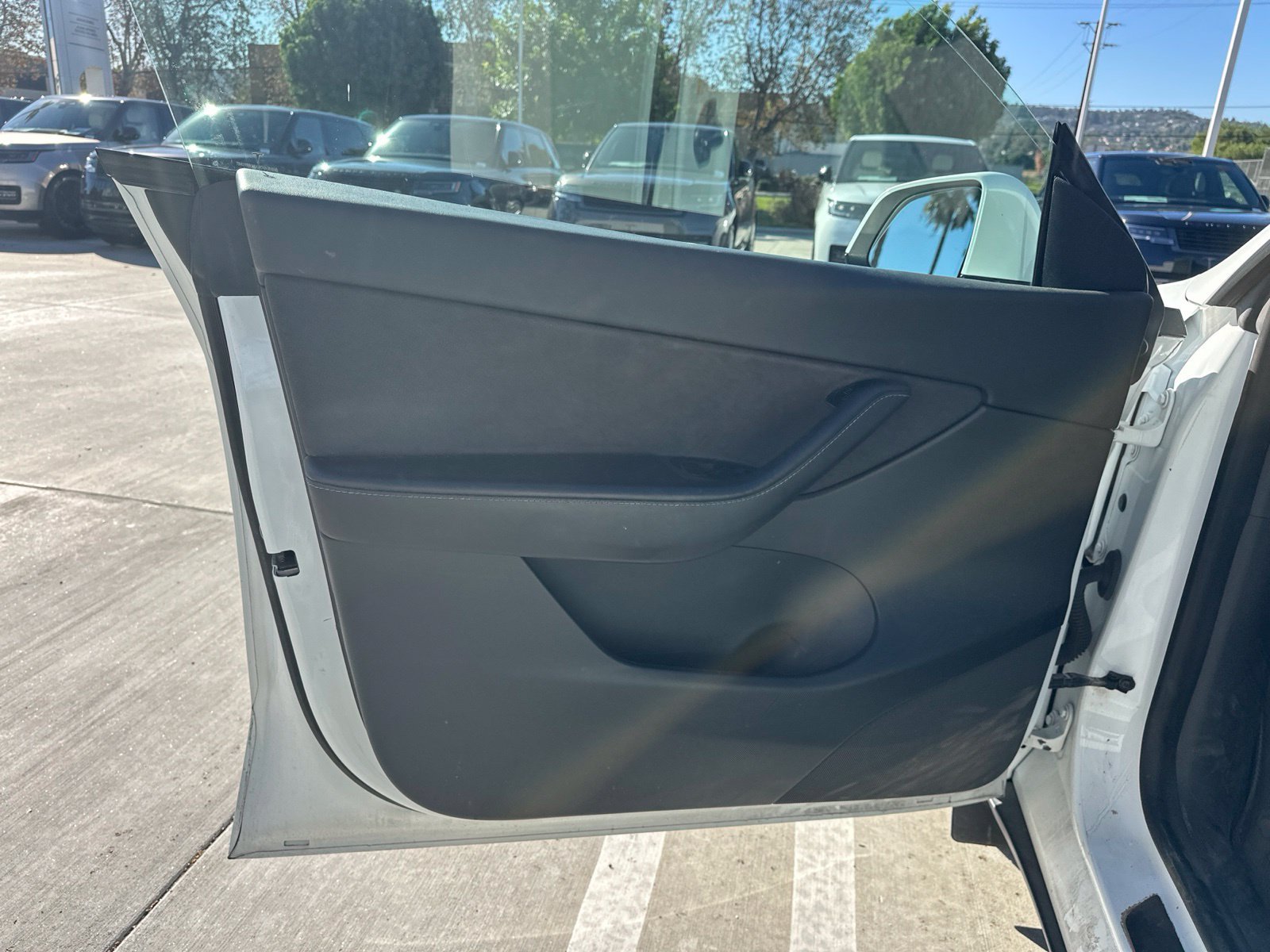 Used 2021 Tesla Model Y 2WD image 9