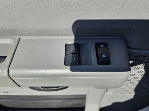 Used 2014 Ford E-350 and Econoline 350 Extended Super Duty w/ Power Group image 13