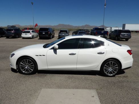 Used 2016 Maserati Ghibli Sedan 4D image 5