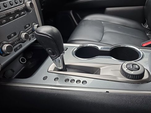 Used 2017 Nissan Pathfinder SL image 26